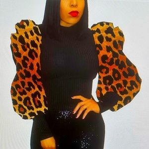 Sexy puff long sleeve top - ribbed ruched crewneck